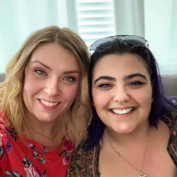 Meet your Posher, Stephanie - Picture 1 of 1